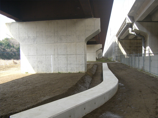 １号調整池整備工