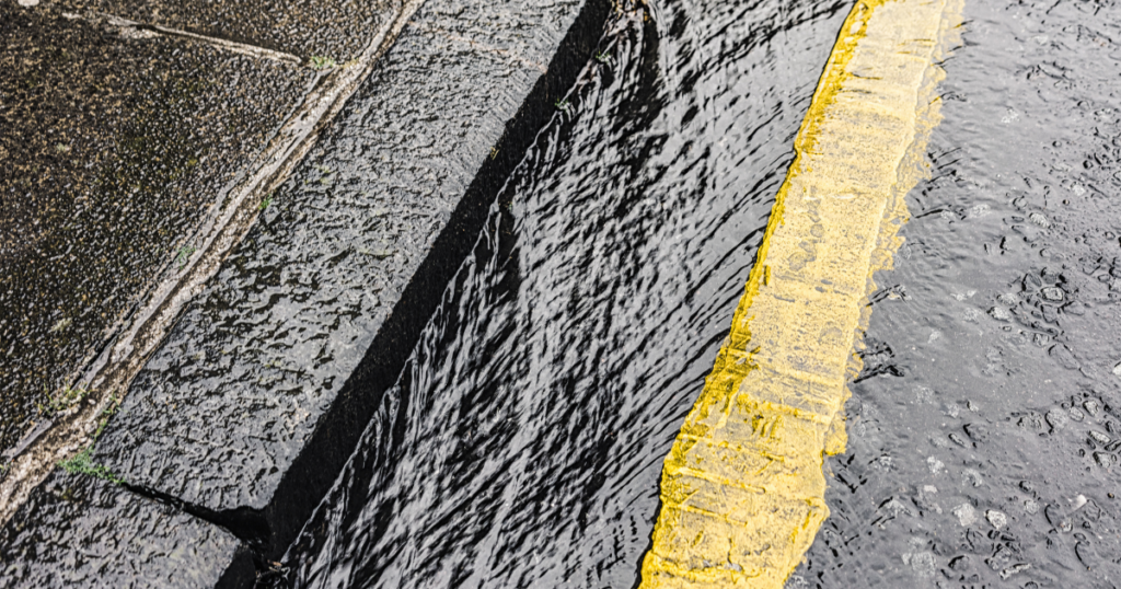 印西市の雨水・排水対策は万全ですか？造成工事で重要となる「水はけ」改善のポイント